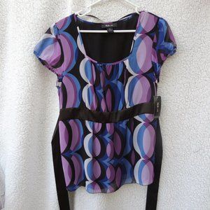 NWT Purple, Blue, Black & White Short Sleeve Circle Top with a Black Tie